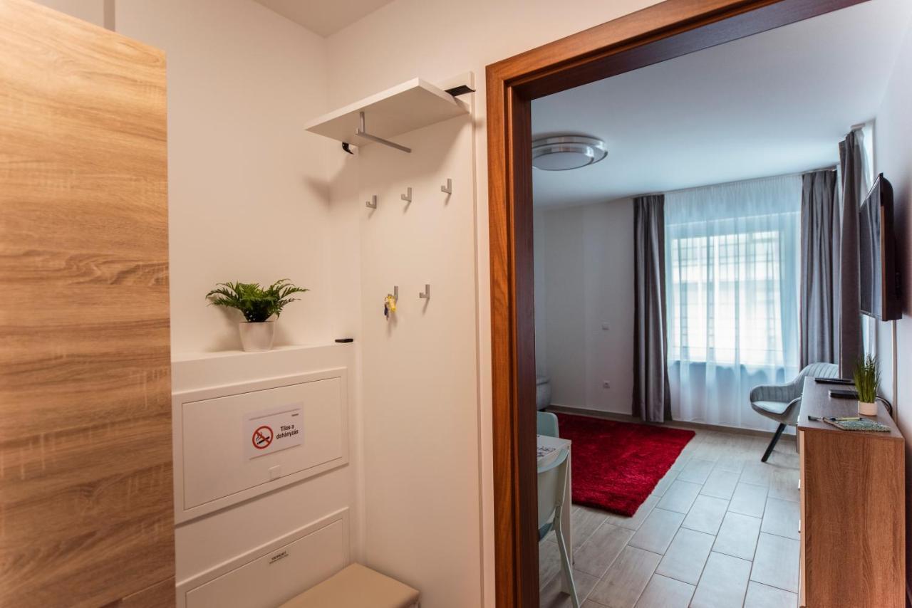 Lovely Apartman- Free Parking ペーチ エクステリア 写真