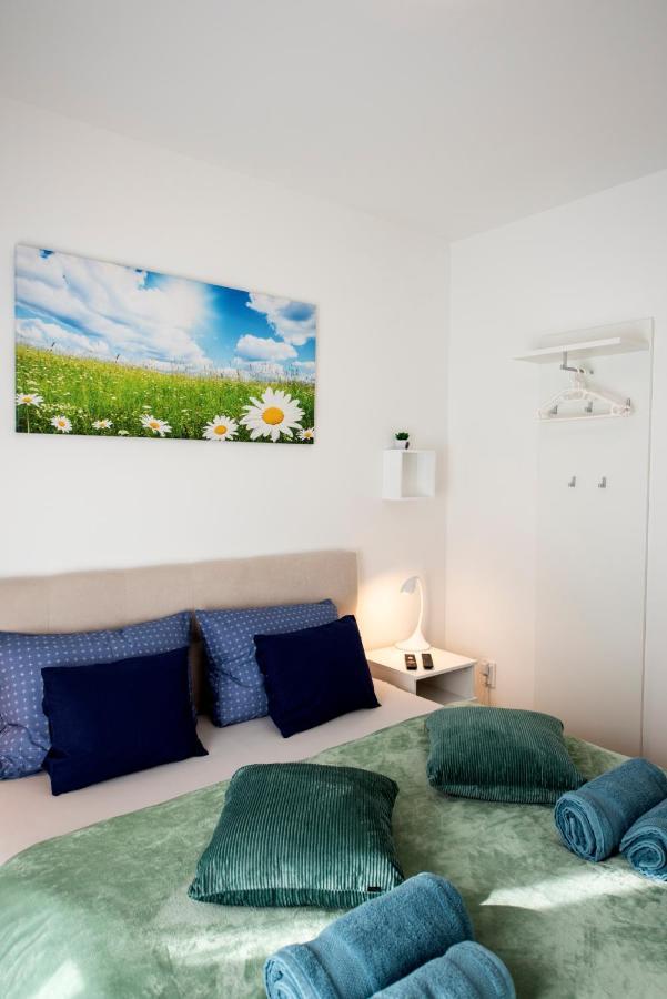 Lovely Apartman- Free Parking ペーチ エクステリア 写真
